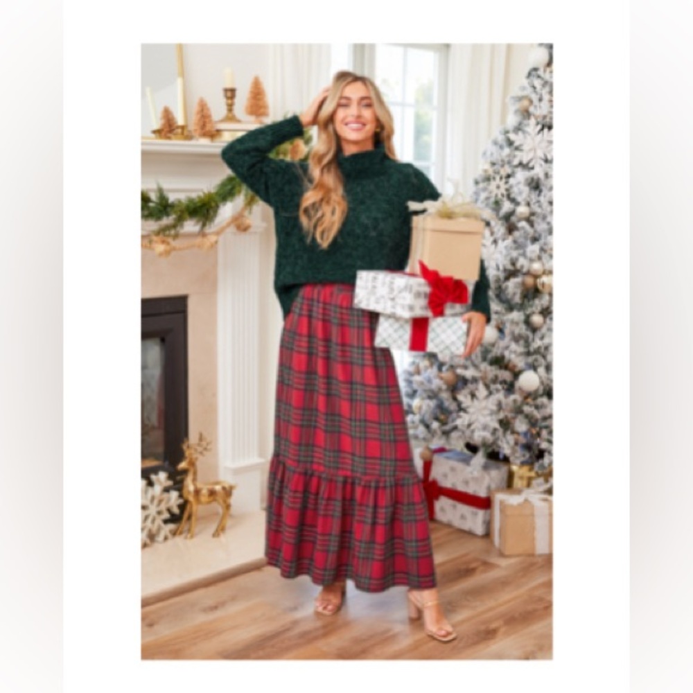 Burgundy plaid ruffled maxi skirt. New with tags. 
Size small. Brand: Cupshe.